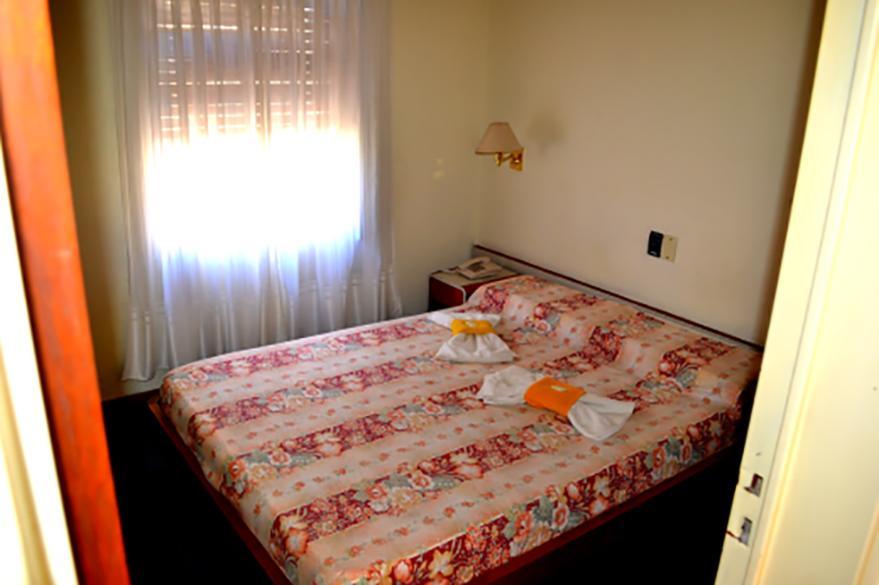 Hotel Riviera Кордова Екстер'єр фото